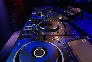 RH Studios Gear Side